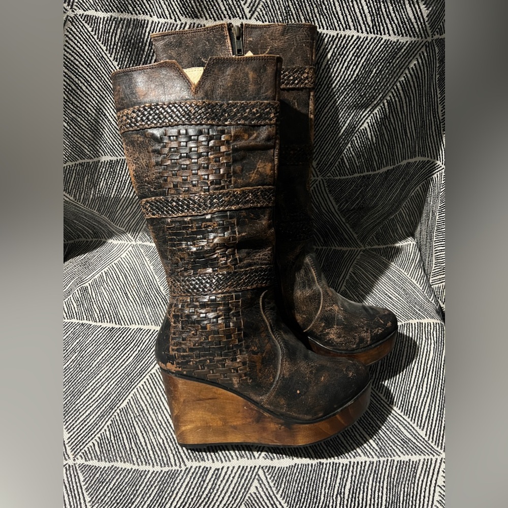 Stunning leather BED/STU Cobbler series calf boot distressed boots size 7b